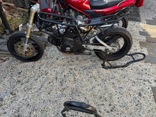 Ducatifahrwerk 750 - 1 Hand