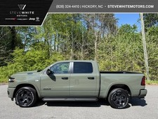 2026 Ram 1500 Big Horn Crew Hemi 4WD Night Edition