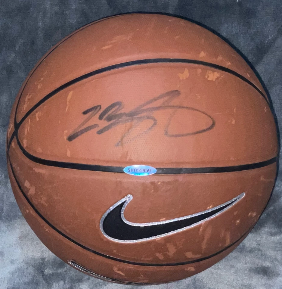 LeBron James "King James" Signed Autographed Vintage Nike Basketball UDA w/ Cert - Image 2 of 4
