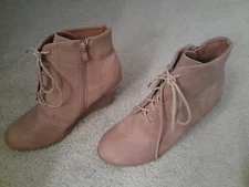 Ankle Boots Top Moda brown/tan suede womans size 8 1/2 NEW never worn