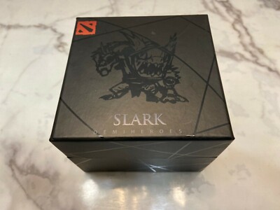 Dota 2 Action Figure Comes with all pieces, NO BROKEN PIECES