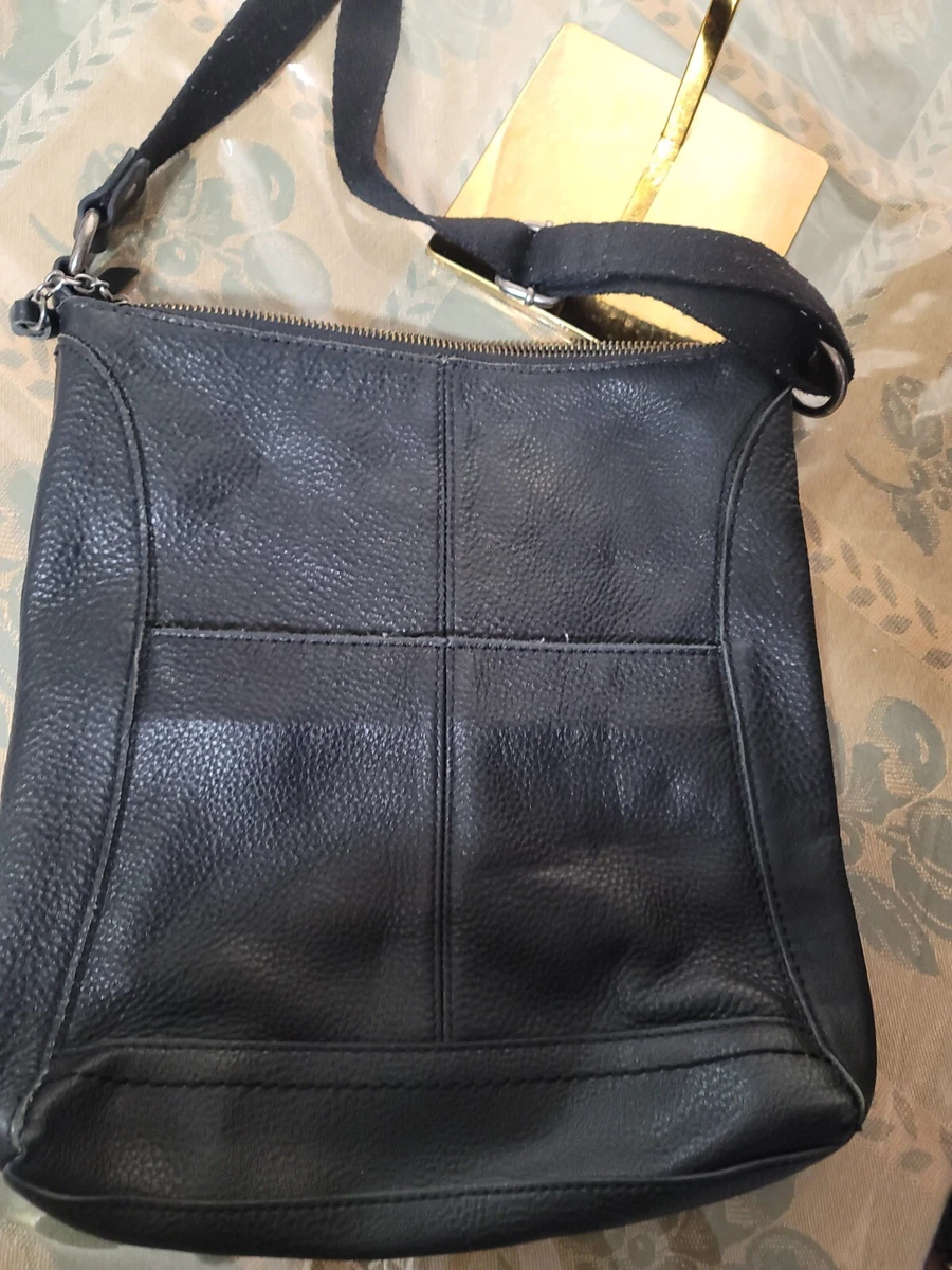 The Sak black leather purse | Leather, Black leather, Black leather purse