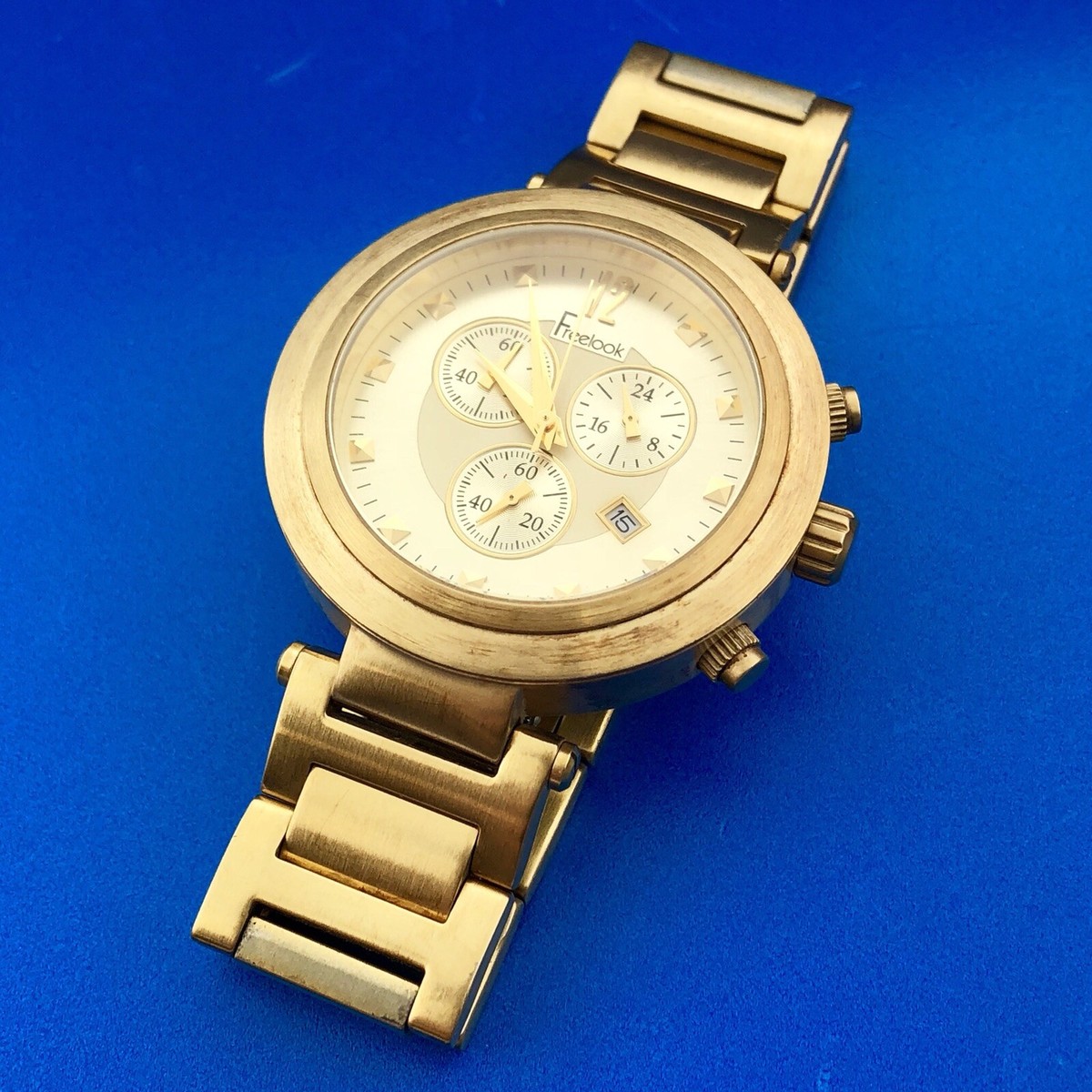 Freelook Gold HA1136CHMG/3 Cortina Chronograph Watch Freelook Unisex HA1136CHMG-3 Cortina Gold Chronograph Watch  main image 4