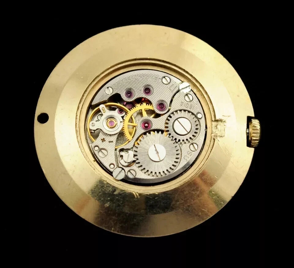 1970s CHAIKA USSR pendant vintage watch Soviet gold-plated