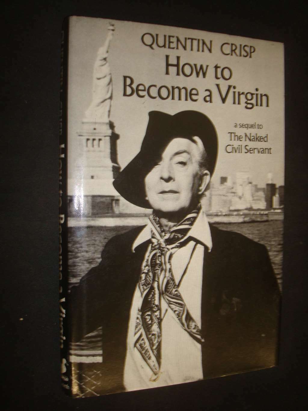 How to Become a Virgin, Quentin Crisp, Very Good Book