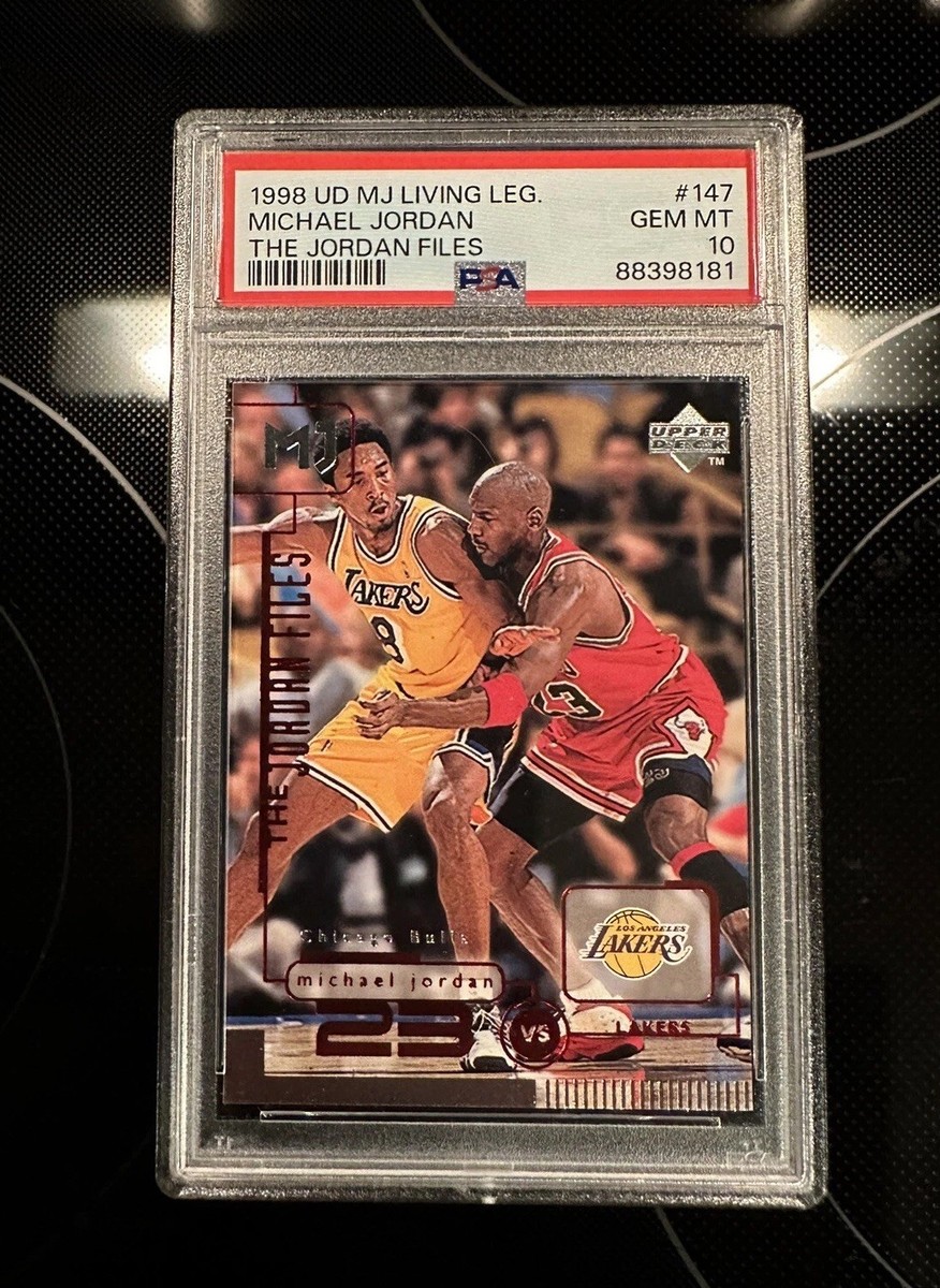 MICHAEL JORDAN　KOBE BRYANT　1998　NBA　UD Kobe Bryant/Michael Jordan 1998 UD Hardcourt Holding Court