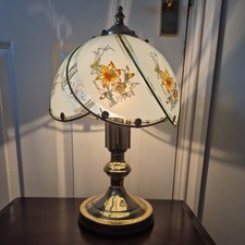 Tiffany-style Table Lamp Brass Finish Glass Floral Shade NOT Touch Lamp
