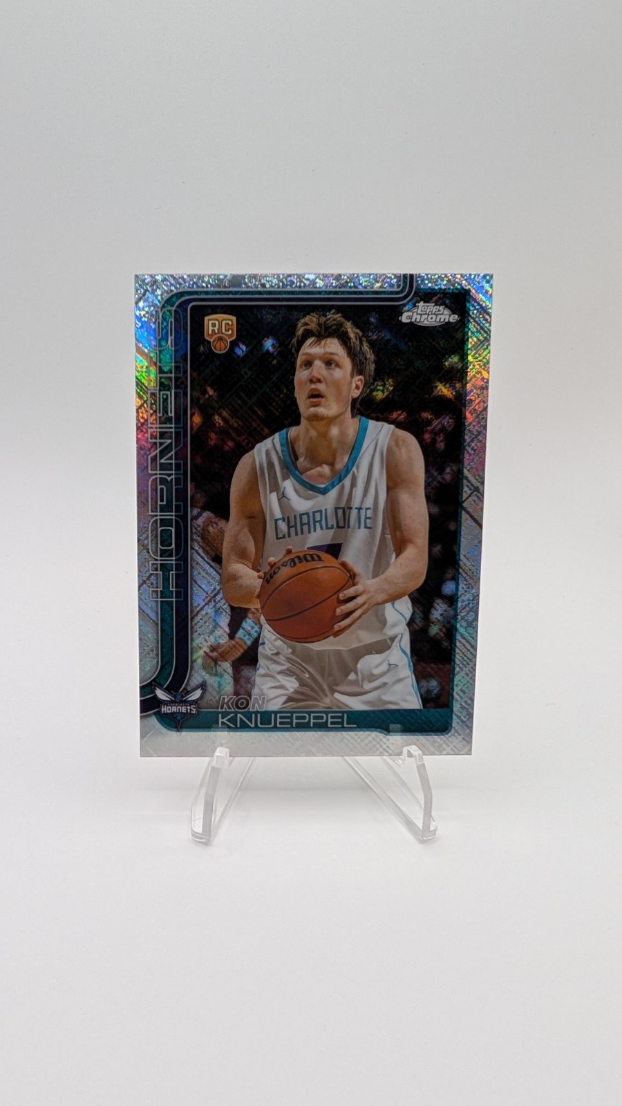 2025-26 Topps Chrome Fanatics #254 Kon Knueppel Skylight Rerractor RC SP