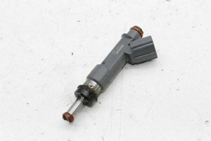 TOYOTA COROLLA Hatchback E21 Einspritzdüse 23250-0T110 1.80 31969193