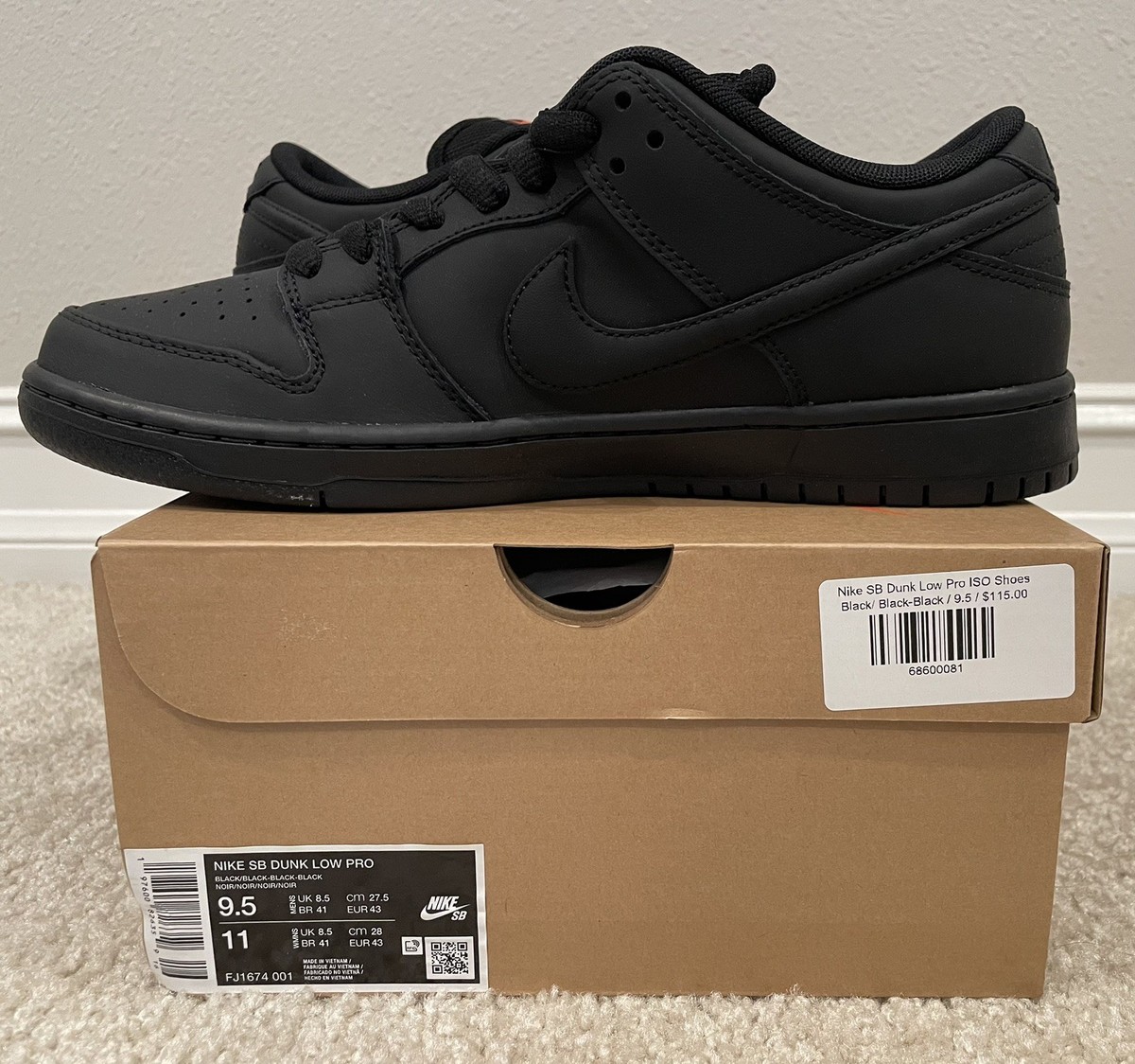Nike SB Dunk Low Pro Triple Black Size 9.5 FJ1674-001 Orange Label