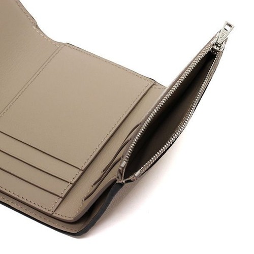 LOEWE ANAGRAM SMALL VERTICAL 三つ折り財布 2150 SAND C821S33X12 - Picture 6 of 10