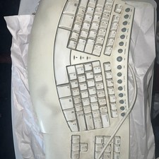 Microsoft Natural Keyboard Pro Ergonomic Split Wired USB  PS2 - RT9431