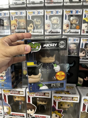 DISNEY'S MICKEY AND FRIENDS SERIES 1 DIGITAL FUNKO POP! SET - Picture 7 of 8