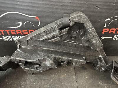 2004-2010 VW Touareg Emergency Spare Tire Jack Kit | Wheel Wrench