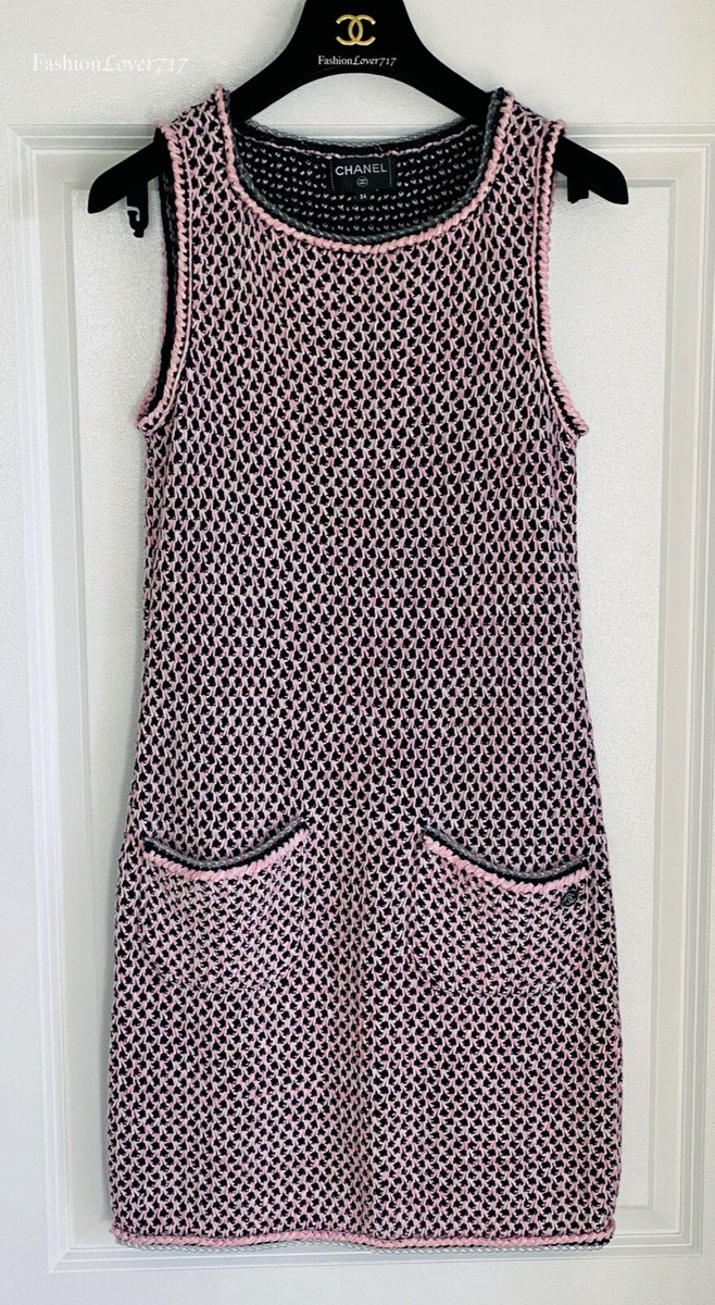 Rose様CHANEL　ノースリーブ　白×黒×ピンク　サイズ36　HR0593 $2950 CHANEL 17P PINK BLACK KNIT SLEEVELESS MINI DRESS 34 | eBay