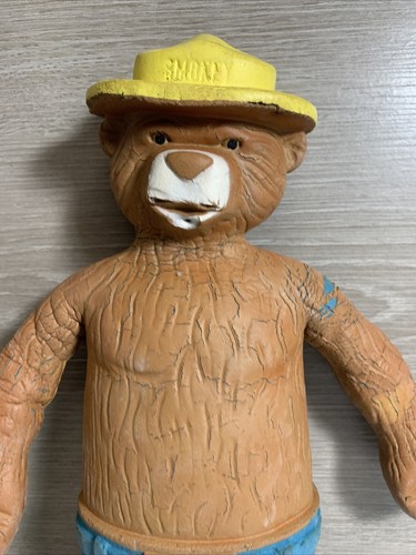 "Figura grande de colección Smokey the Bear Lakeside 1968 Super Flex Bendy 12,5""" - Imagen 6 de 12