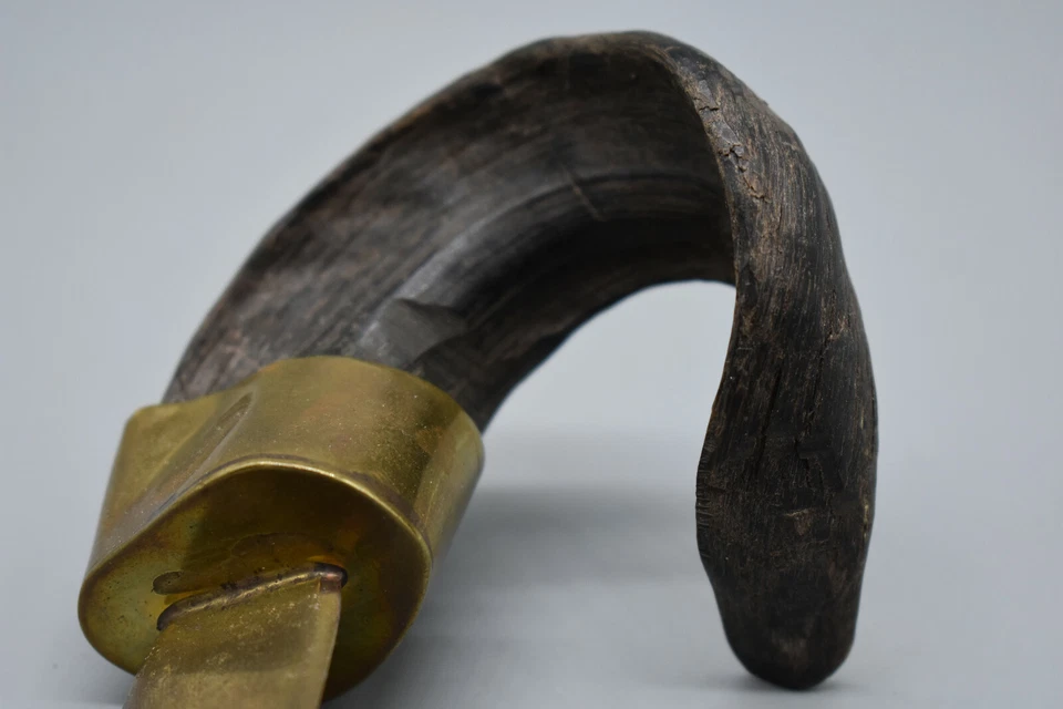 Handmade Sheep Horn Knife, Blade 4" Long, 6 1/2 Total Length, Gold Colored Blade - Image 3 of 4