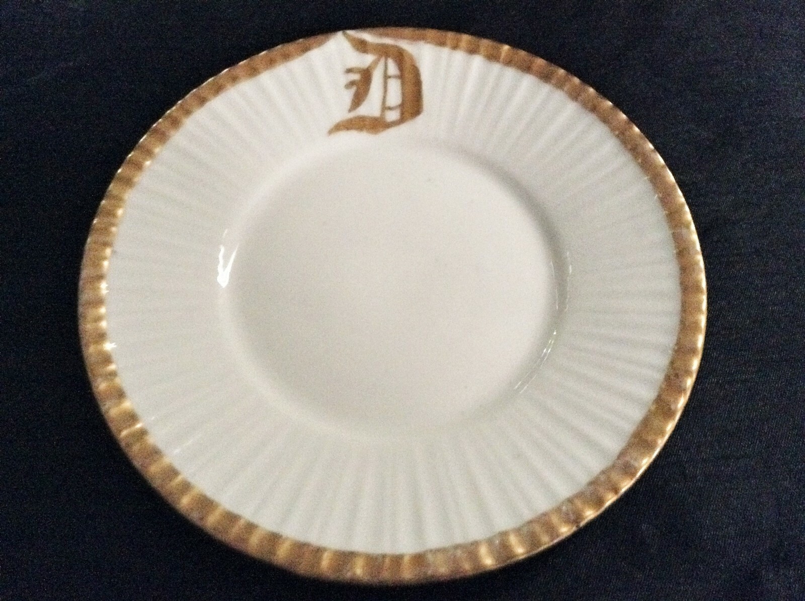 Picture 1 of 5
