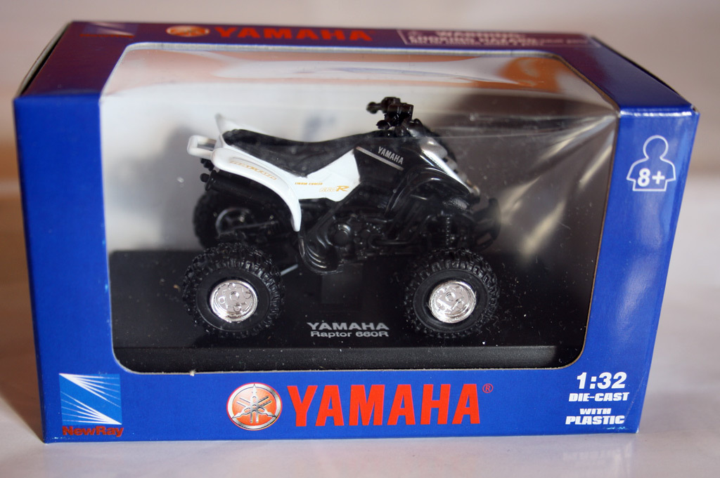 ORIGINAL YAMAHA RAPTOR 660R MODEL DIE CAST 1:32 NEWRAY NEW NOS