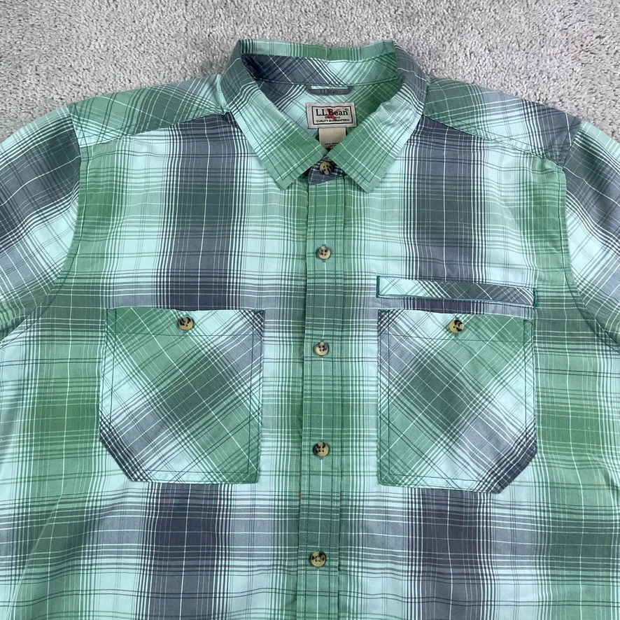 LL Bean Shirt Mens Large Green Grey Plaid Hiking Short Sleeve Button Up