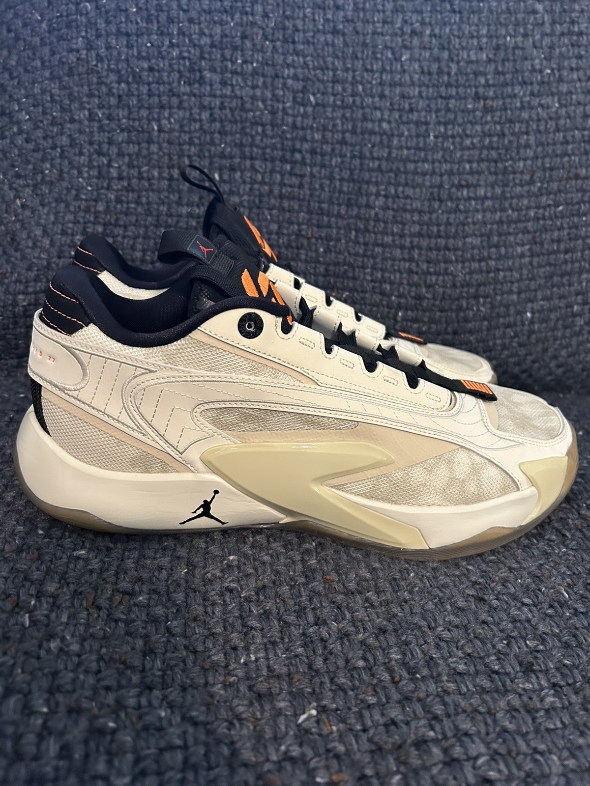 Nike Air Jordan Luka 2 Doncic Coconut Milk DX8733-100 Basketball Shoes Size 11