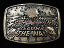QL01152 VINTAGE 1988  SNAP-ON LEADING THE WAY  TOOLS SOLID BRASS BELT BUCKLE