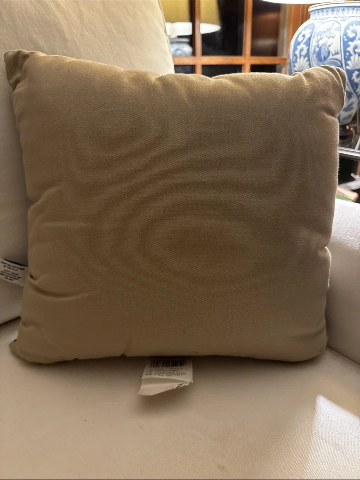 Vintage embroidered Pillow Of Hunter On Horse With Dogs “Fox Hunt” 17” USA - Image 4 of 4