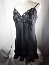 ENCHANTING SATIN AND LACE BLACK LONG GOWN Lingerie SIZE M 10-12
