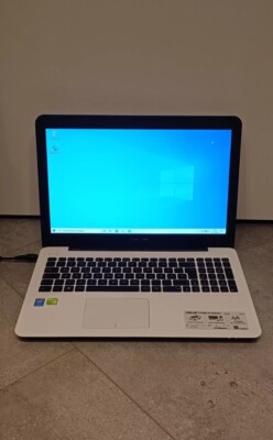 Asus F555L - Core i5 - 500GB HDD - Windows 10 - Notebook/ Laptop