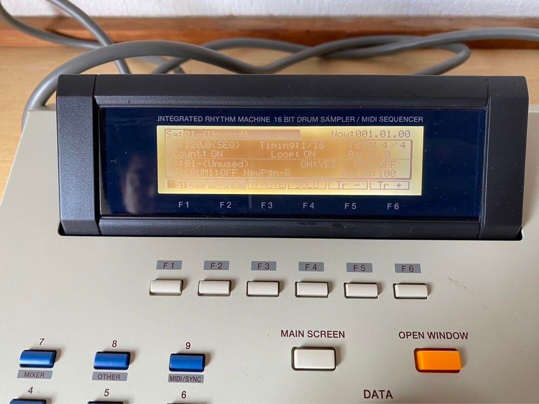 AKAI MPC2000XL CF Drive Sampling Drum Machine Maintained