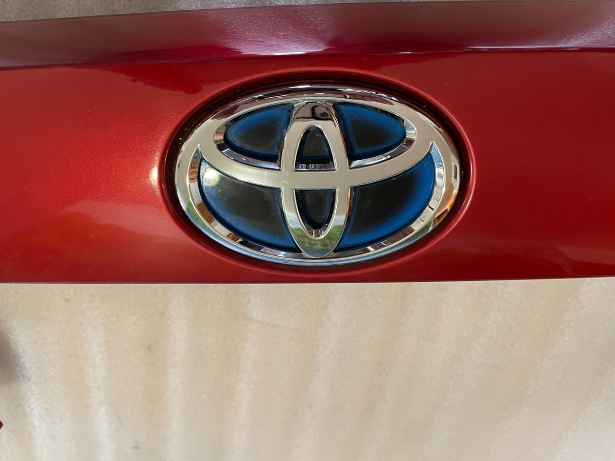 2016 2017 2018 19 Toyota Prius Lift Gate Trim Back Door 3T7 Red