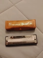VINTAGE M. HOHNER SPECIAL 20 MARINE BAND HARMONICA E KEY WITH CASE DIATONIC