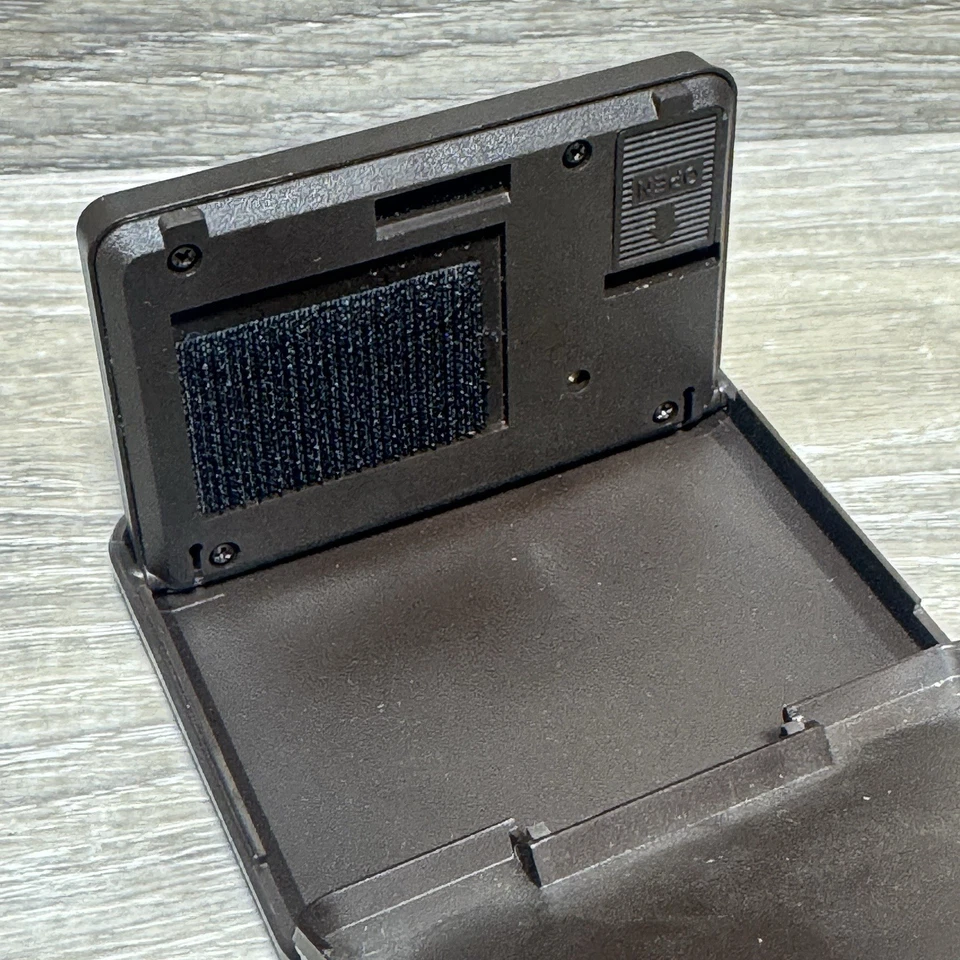 Reloj despertador de viaje vintage Westclox LCD de cuarzo hecho en Hong Kong coleccionable Foto 4 de 4