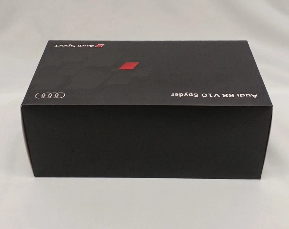 Mini auto KYOSHO AUDI R8 V10 SPYDER 1/18 - Immagine 4 di 4