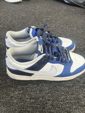 Nike Men s Athletic Sneaker Low Top Lace-Up C...