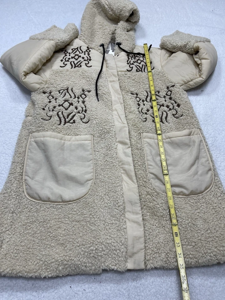 Anthropologie Pilcro Sherpa Coat Women Ivory Embroidered Hooded Boho Medium NWT - Image 4 of 4