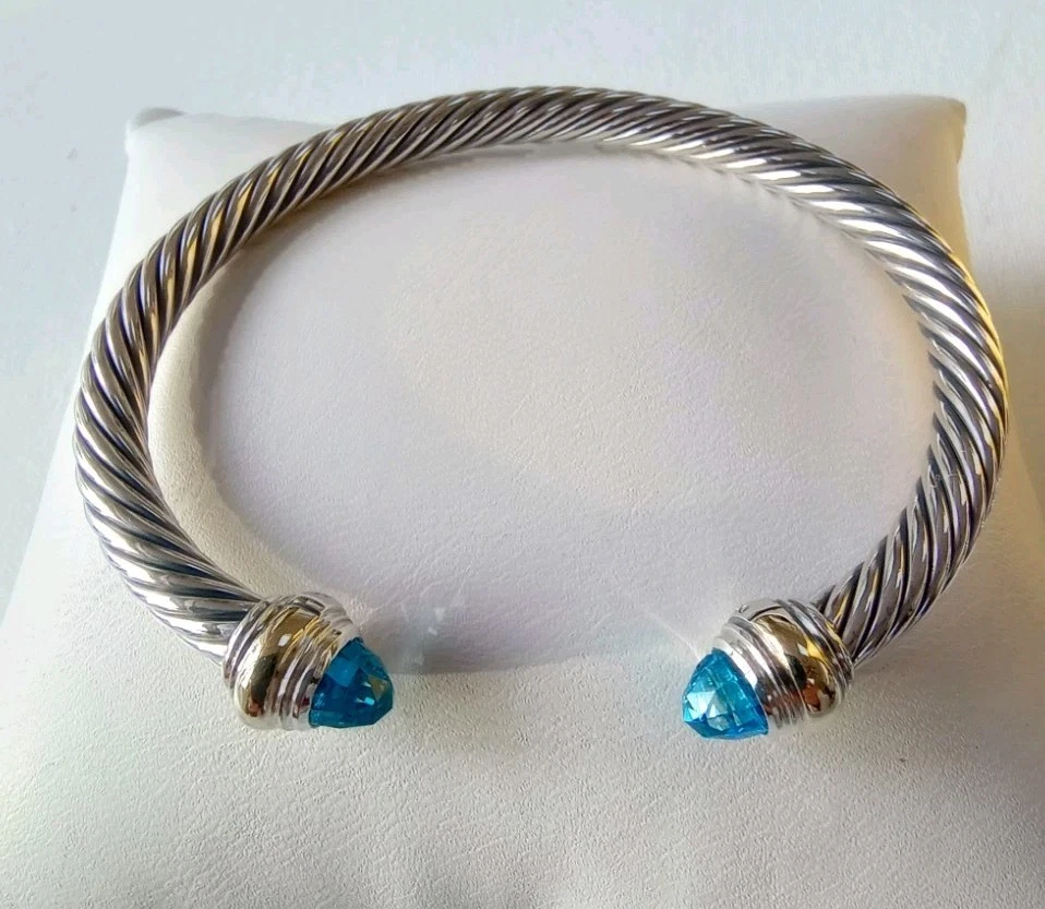 Brazalete Clásico David Yurman Cable Topacio Azul y Oro 14K 5mm MED Usado Foto 4 de 4