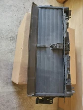 2017 2018 2019 Audi Q7 Front Active Air Radiator Shutter 3.0L 1625 OEM