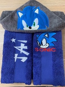sonic hooded towel