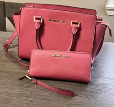 Michael Kors Selma Saffiano Leather Medium Misty Rose Handbag & Wallet wristlet