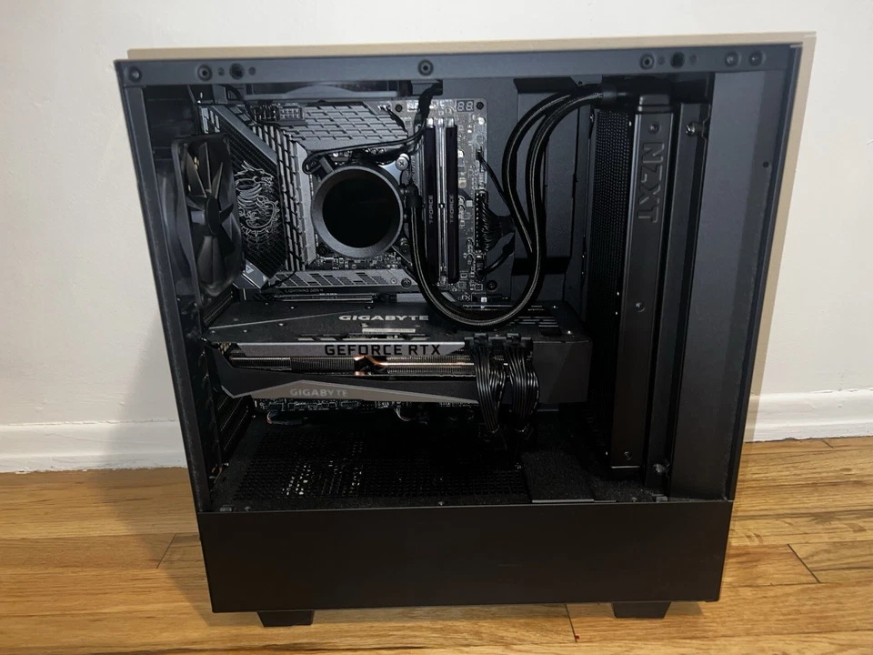 Configuración Gaming (PC, MONITOR y MÁS) Foto 2 de 4