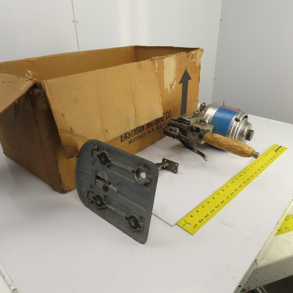 Eastman Blue Streak Class 623 Industrial Fabric Cutting Machine 220V 3PH