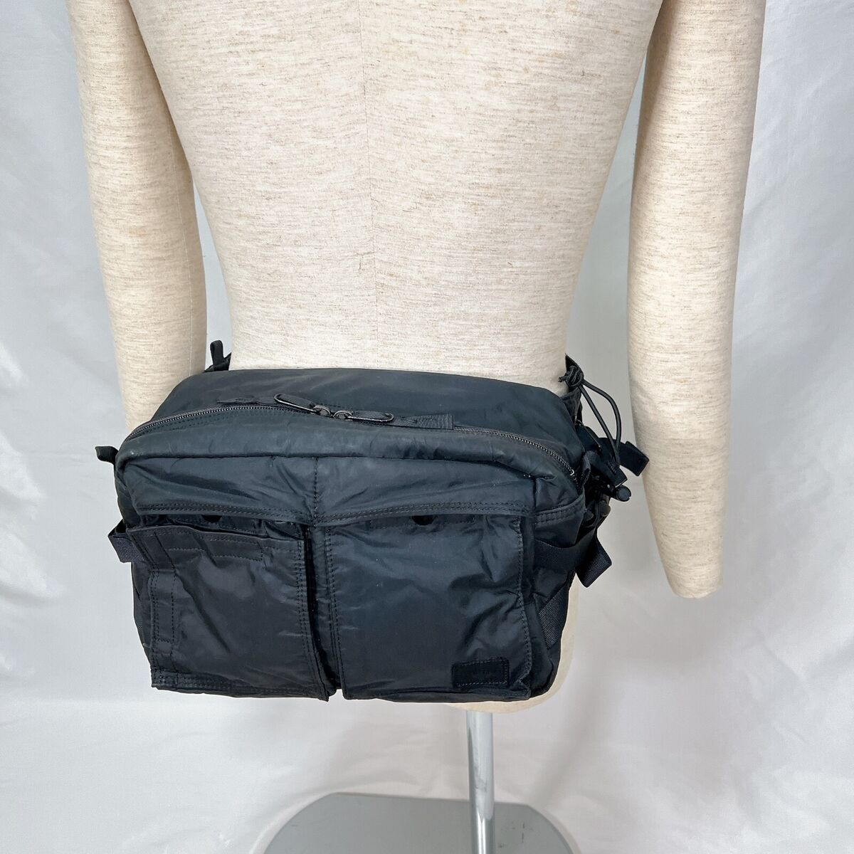 HEAD PORTER BLACK BEAUTY Waist Bag Shoulder bag Discontinued HEAD PORTER BLACK BEAUTY Waist Bag Shoulder bag Discontinued