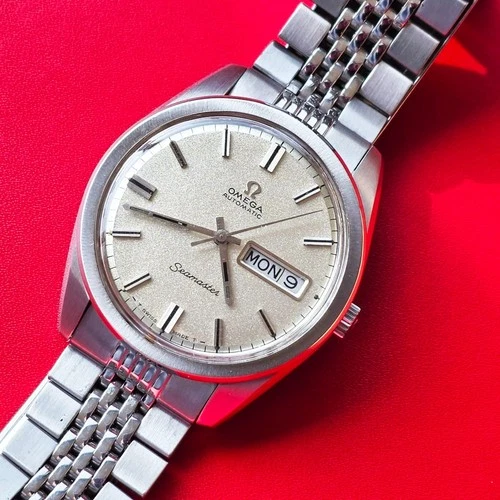 VINTAGE  1969  MEN  OMEGA  SEAMASTER   CAL 750   AUTO  DAY  DATE  SERVICED CLEAN