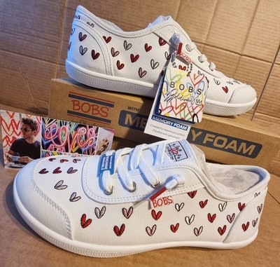 Skechers Bobs B süße Love Brigade Herzen Damen-Slipper   weiß   5 UK