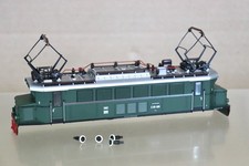 TRIX 2440 BODY ONLY for DR GREEN CLASS BR E05 001 E-LOK LOCOMOTIVE on