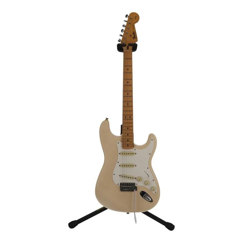 Preços baixos em Fender Squier Stratocaster Japão | eBay