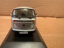 Volkswagen VW T2 Delivery Van Porsche Renndienst Martini design 1:43 Minichamps
