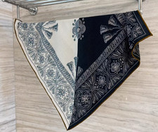 70 Cashmere 30 Silk Wrap Scarf Grey Totem Print Double Face Print Shawl 25''