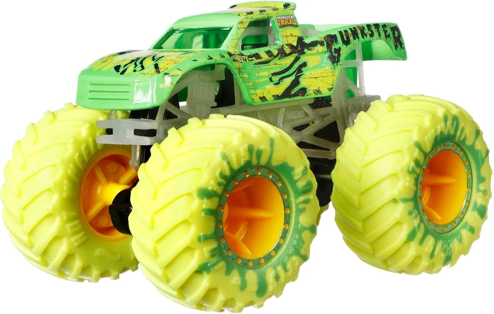 - Monster Trucks Fluo Set Con 10 Veicoli, 5 Monster Trucks E 5 Macchinine in Sca - Immagine 4 di 4